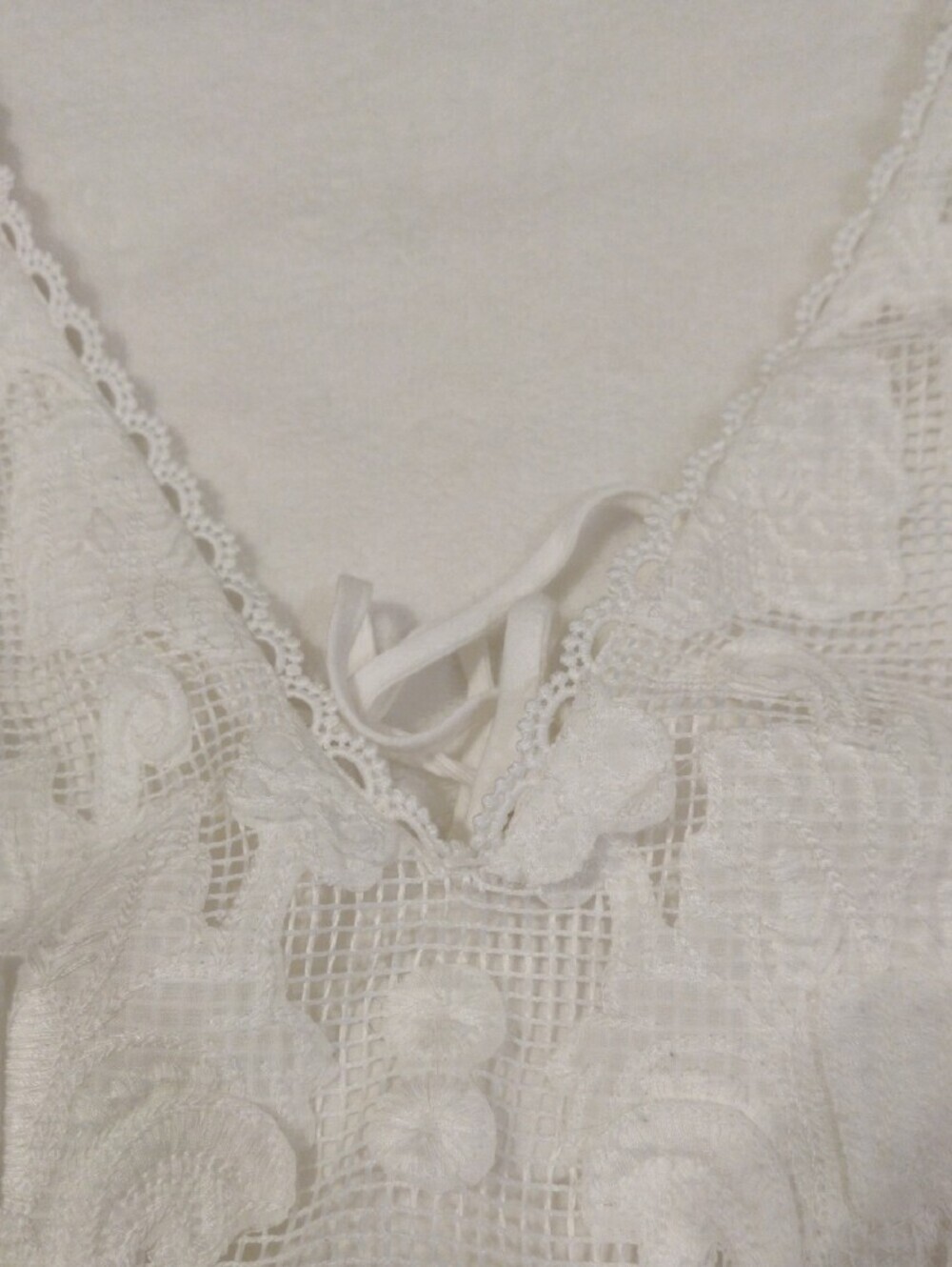 Anthropologie White Top with Subtle Red Stitch Detail - Picture 14 of 15